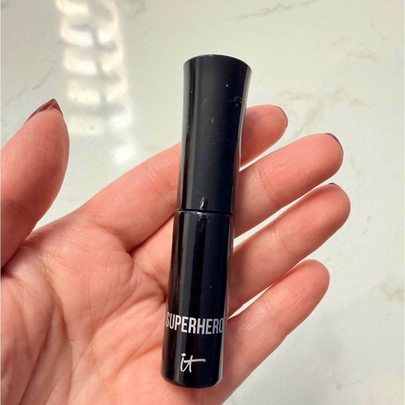 【Brand New】it cosmetics SUPERHERO Mascara in Super black travle size 5ml - Picture 5 of 10